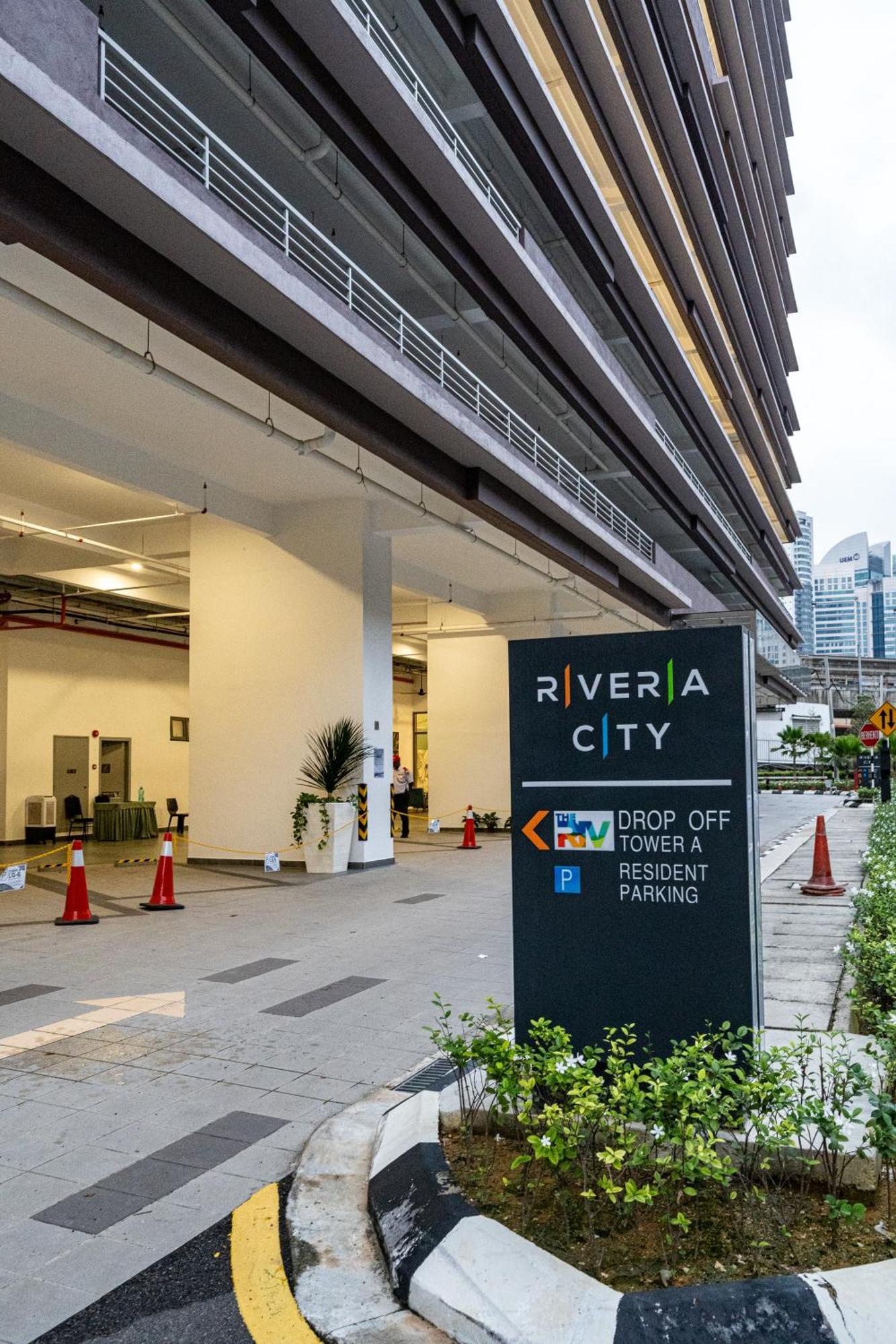 Upper Hotel Suites Kl Sentral Kuala Lumpur Dış mekan fotoğraf